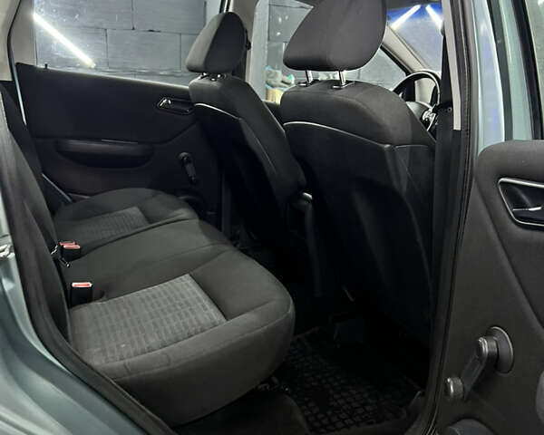 Зеленый Мерседес А класс, объемом двигателя 1.5 л и пробегом 329 тыс. км за 6000 $, фото 41 на Automoto.ua