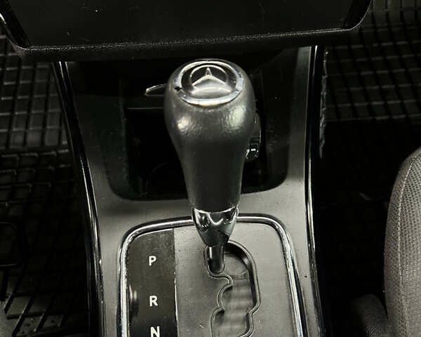 Зеленый Мерседес А класс, объемом двигателя 1.5 л и пробегом 329 тыс. км за 6000 $, фото 27 на Automoto.ua