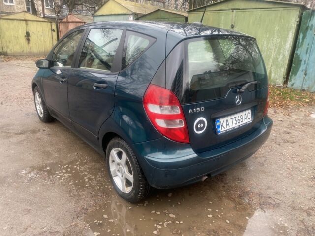 Зеленый Мерседес А класс, объемом двигателя 1.5 л и пробегом 169 тыс. км за 5000 $, фото 3 на Automoto.ua