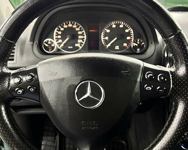 Зеленый Мерседес А класс, объемом двигателя 1.5 л и пробегом 329 тыс. км за 6000 $, фото 28 на Automoto.ua