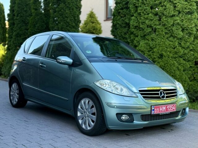 Зелений Мерседес А клас, об'ємом двигуна 1.7 л та пробігом 209 тис. км за 5650 $, фото 2 на Automoto.ua