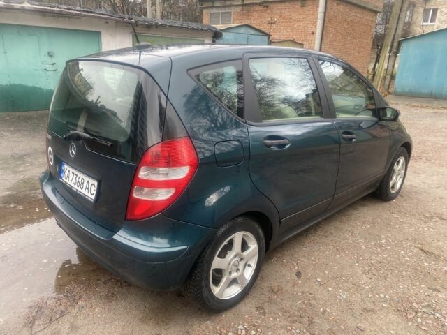 Зеленый Мерседес А класс, объемом двигателя 1.5 л и пробегом 169 тыс. км за 5000 $, фото 2 на Automoto.ua