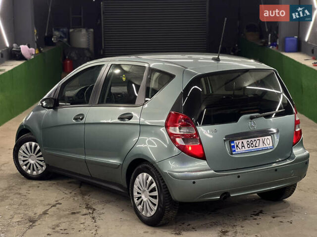 Зеленый Мерседес А класс, объемом двигателя 1.5 л и пробегом 329 тыс. км за 6000 $, фото 7 на Automoto.ua