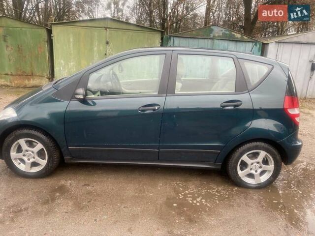 Зеленый Мерседес А класс, объемом двигателя 1.5 л и пробегом 165 тыс. км за 5000 $, фото 5 на Automoto.ua