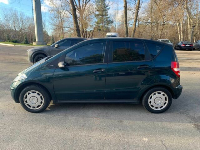 Зелений Мерседес А клас, об'ємом двигуна 1.5 л та пробігом 215 тис. км за 5500 $, фото 3 на Automoto.ua