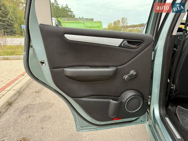 Мерседес А клас 2006 у Тернополі на Automoto.ua Зелений Мерседес А клас, об'ємом двигуна 1.7 л та пробігом 210 тис. км за 5800 $, фото 26 на Automoto.ua