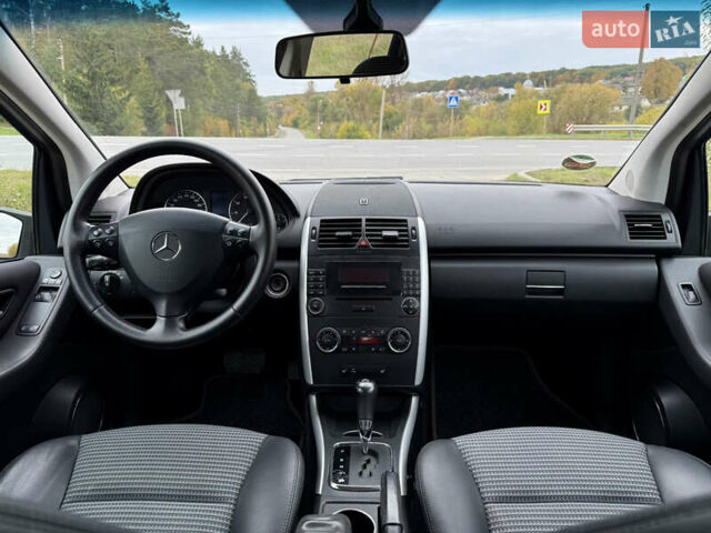 Мерседес А клас 2006 у Тернополі на Automoto.ua Зелений Мерседес А клас, об'ємом двигуна 1.7 л та пробігом 210 тис. км за 5800 $, фото 33 на Automoto.ua