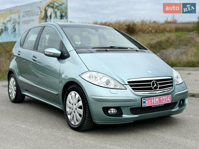 Мерседес А клас 2006 у Тернополі на Automoto.ua Зелений Мерседес А клас, об'ємом двигуна 1.7 л та пробігом 210 тис. км за 5800 $, фото 1 на Automoto.ua