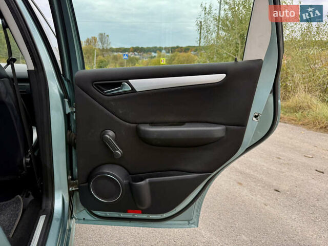 Мерседес А клас 2006 у Тернополі на Automoto.ua Зелений Мерседес А клас, об'ємом двигуна 1.7 л та пробігом 210 тис. км за 5800 $, фото 30 на Automoto.ua