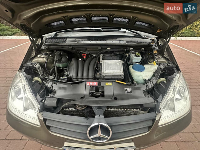 Зелений Мерседес А клас, об'ємом двигуна 1.5 л та пробігом 298 тис. км за 5800 $, фото 11 на Automoto.ua