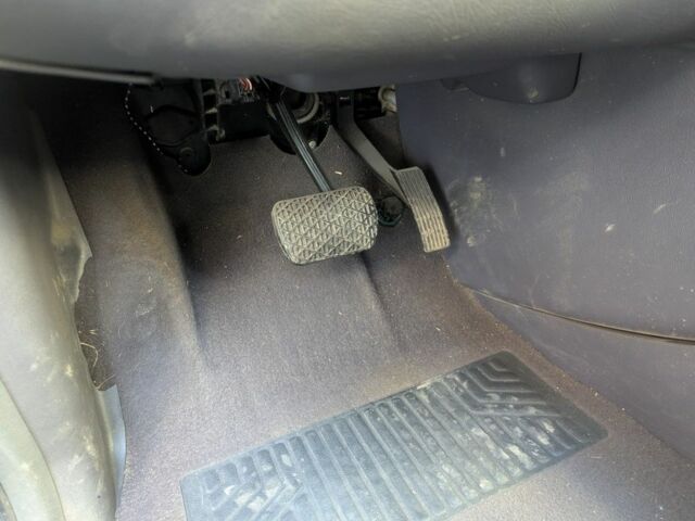 Зелений Мерседес А клас, об'ємом двигуна 1.4 л та пробігом 251 тис. км за 2800 $, фото 4 на Automoto.ua