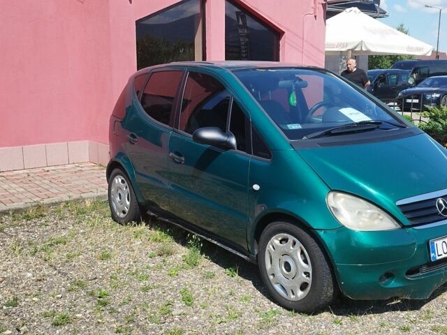 Зелений Мерседес А клас, об'ємом двигуна 0 л та пробігом 300 тис. км за 850 $, фото 3 на Automoto.ua