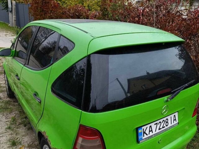 Зелений Мерседес А клас, об'ємом двигуна 1.6 л та пробігом 218 тис. км за 1900 $, фото 2 на Automoto.ua