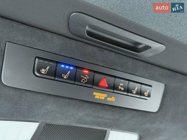 Черный Мерседес AMG GT, объемом двигателя 4 л и пробегом 33 тыс. км за 93500 $, фото 55 на Automoto.ua