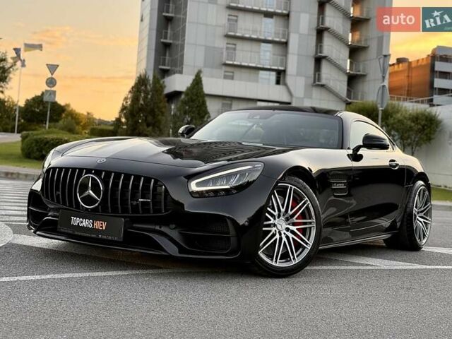 Черный Мерседес AMG GT, объемом двигателя 3.98 л и пробегом 32 тыс. км за 99900 $, фото 3 на Automoto.ua