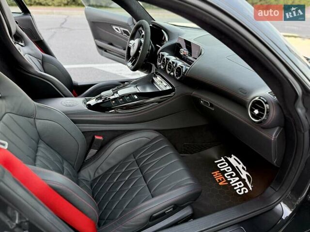 Черный Мерседес AMG GT, объемом двигателя 4 л и пробегом 33 тыс. км за 93500 $, фото 31 на Automoto.ua