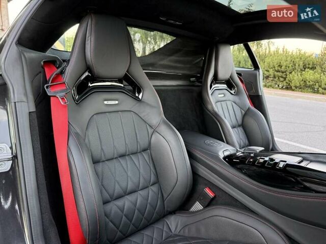 Черный Мерседес AMG GT, объемом двигателя 4 л и пробегом 33 тыс. км за 93500 $, фото 35 на Automoto.ua