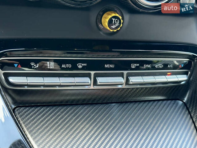 Черный Мерседес AMG GT, объемом двигателя 3.98 л и пробегом 12 тыс. км за 190000 $, фото 66 на Automoto.ua