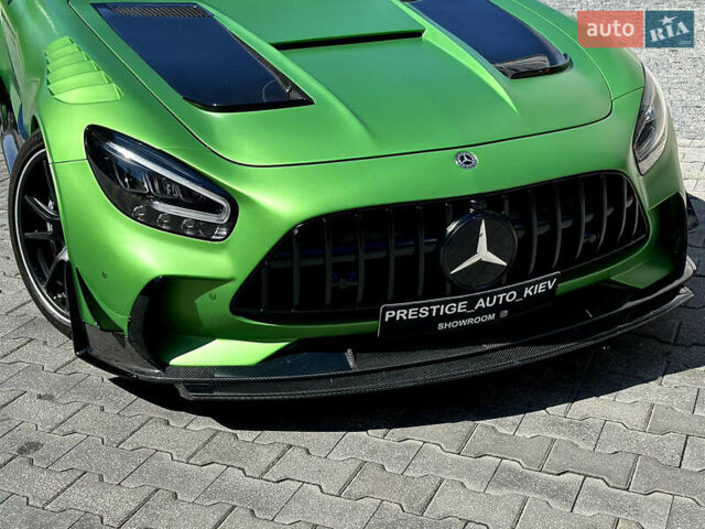Черный Мерседес AMG GT, объемом двигателя 3.98 л и пробегом 12 тыс. км за 190000 $, фото 11 на Automoto.ua