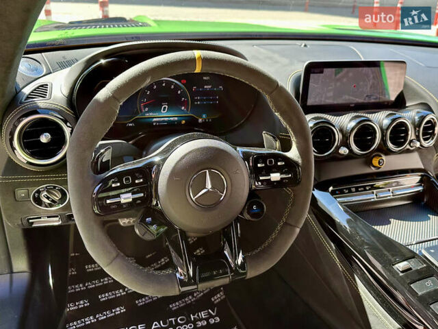 Черный Мерседес AMG GT, объемом двигателя 3.98 л и пробегом 12 тыс. км за 199000 $, фото 40 на Automoto.ua
