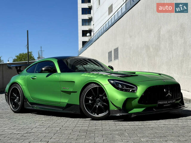 Черный Мерседес AMG GT, объемом двигателя 3.98 л и пробегом 12 тыс. км за 190000 $, фото 2 на Automoto.ua