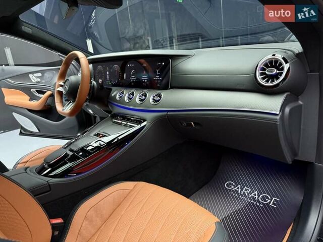 Черный Мерседес AMG GT, объемом двигателя 4 л и пробегом 3 тыс. км за 319900 $, фото 57 на Automoto.ua