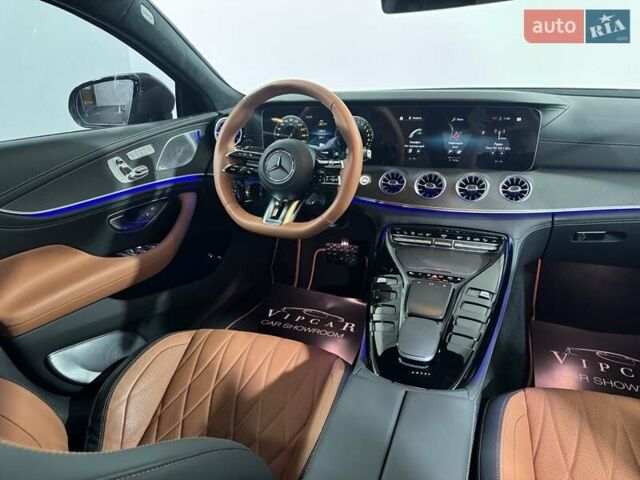Черный Мерседес AMG GT, объемом двигателя 3.98 л и пробегом 2 тыс. км за 378201 $, фото 13 на Automoto.ua