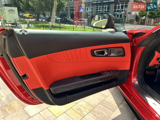 Красный Мерседес AMG GT, объемом двигателя 3.98 л и пробегом 35 тыс. км за 97999 $, фото 35 на Automoto.ua