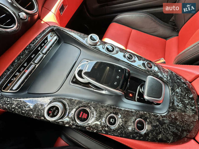 Красный Мерседес AMG GT, объемом двигателя 3.98 л и пробегом 35 тыс. км за 97999 $, фото 43 на Automoto.ua