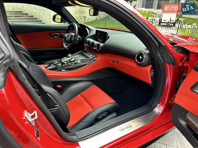 Красный Мерседес AMG GT, объемом двигателя 3.98 л и пробегом 35 тыс. км за 97999 $, фото 40 на Automoto.ua