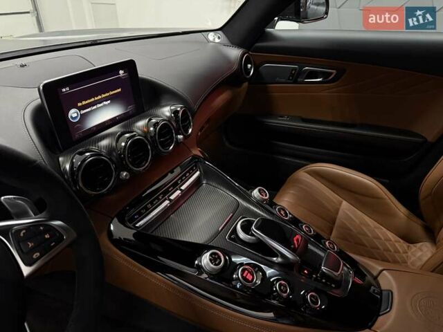 Серый Мерседес AMG GT, объемом двигателя 3.98 л и пробегом 70 тыс. км за 74500 $, фото 47 на Automoto.ua