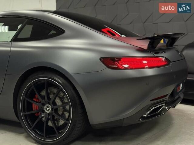 Серый Мерседес AMG GT, объемом двигателя 3.98 л и пробегом 70 тыс. км за 74500 $, фото 34 на Automoto.ua