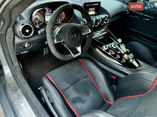 Серый Мерседес AMG GT, объемом двигателя 3.98 л и пробегом 105 тыс. км за 115000 $, фото 6 на Automoto.ua