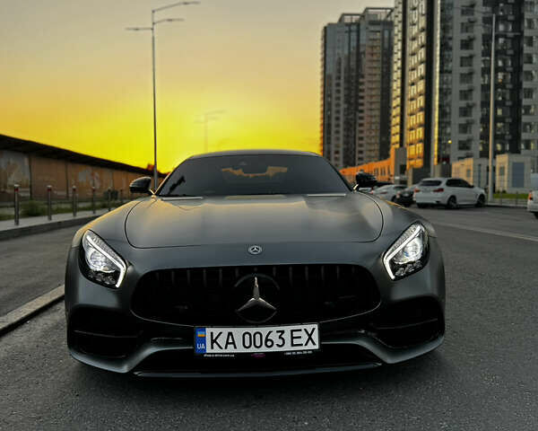Серый Мерседес AMG GT, объемом двигателя 3.98 л и пробегом 105 тыс. км за 115000 $, фото 17 на Automoto.ua