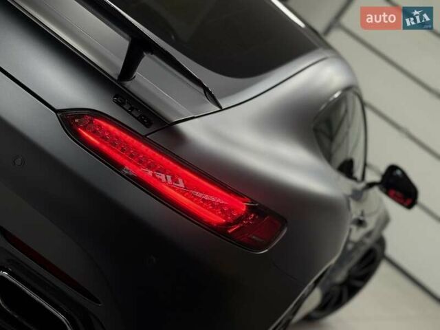 Серый Мерседес AMG GT, объемом двигателя 3.98 л и пробегом 70 тыс. км за 74500 $, фото 24 на Automoto.ua