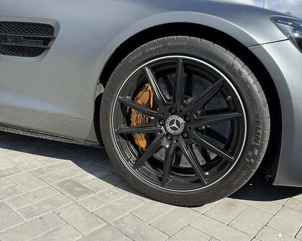 Серый Мерседес AMG GT, объемом двигателя 3.98 л и пробегом 105 тыс. км за 115000 $, фото 3 на Automoto.ua