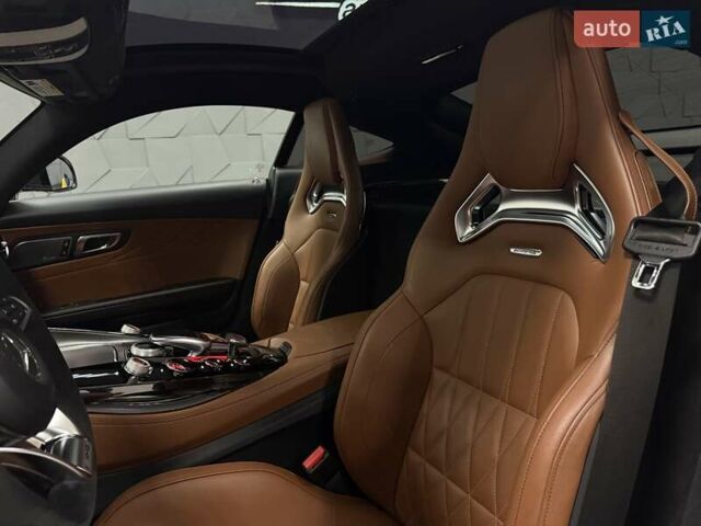 Серый Мерседес AMG GT, объемом двигателя 3.98 л и пробегом 70 тыс. км за 74500 $, фото 56 на Automoto.ua