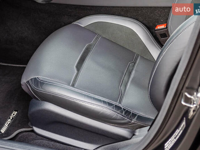 Сірий Мерседес AMG GT, об'ємом двигуна 4 л та пробігом 69 тис. км за 115000 $, фото 30 на Automoto.ua