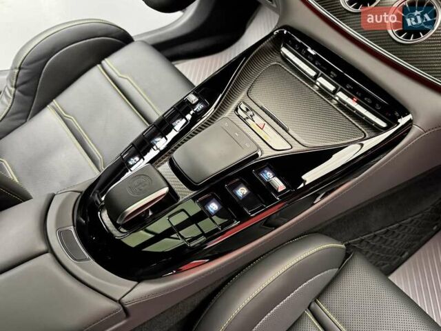 Серый Мерседес AMG GT, объемом двигателя 4 л и пробегом 37 тыс. км за 174900 $, фото 60 на Automoto.ua
