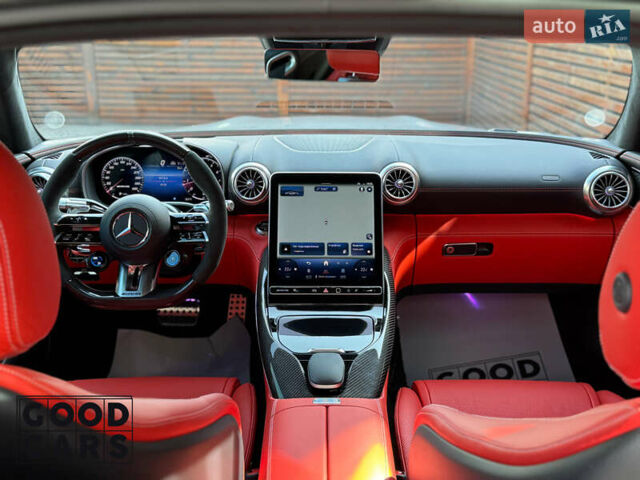 Сірий Мерседес AMG GT, об'ємом двигуна 3.98 л та пробігом 6 тис. км за 249999 $, фото 20 на Automoto.ua