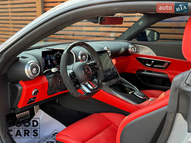 Сірий Мерседес AMG GT, об'ємом двигуна 3.98 л та пробігом 6 тис. км за 249999 $, фото 17 на Automoto.ua