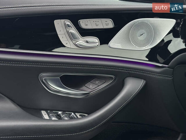 Синий Мерседес AMG GT, объемом двигателя 3.98 л и пробегом 70 тыс. км за 100000 $, фото 23 на Automoto.ua