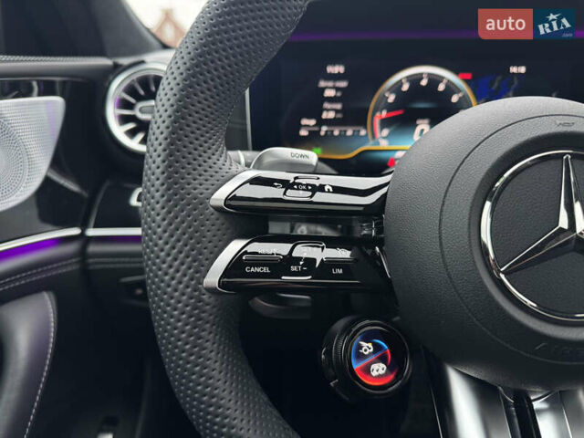 Синий Мерседес AMG GT, объемом двигателя 3.98 л и пробегом 70 тыс. км за 100000 $, фото 21 на Automoto.ua