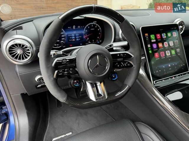 Синий Мерседес AMG GT, объемом двигателя 3.98 л и пробегом 9 тыс. км за 288000 $, фото 18 на Automoto.ua