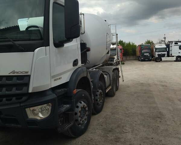 Белый Мерседес AROCS, объемом двигателя 0 л и пробегом 113 тыс. км за 99628 $, фото 31 на Automoto.ua