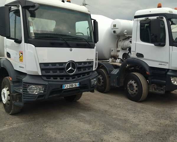 Белый Мерседес AROCS, объемом двигателя 0 л и пробегом 113 тыс. км за 99628 $, фото 37 на Automoto.ua
