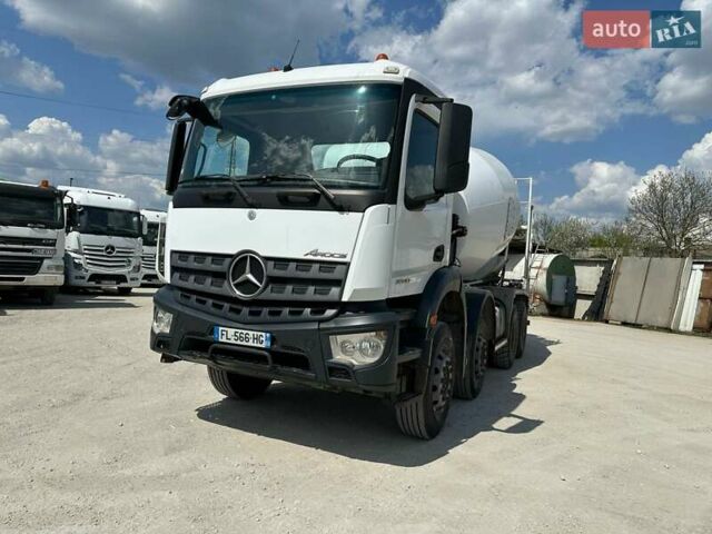 Белый Мерседес AROCS, объемом двигателя 0 л и пробегом 113 тыс. км за 99628 $, фото 25 на Automoto.ua