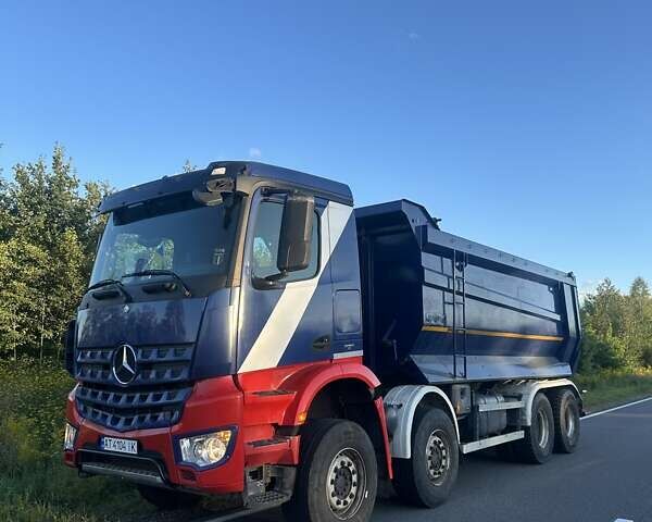 Синий Мерседес AROCS, объемом двигателя 10.68 л и пробегом 402 тыс. км за 88000 $, фото 15 на Automoto.ua