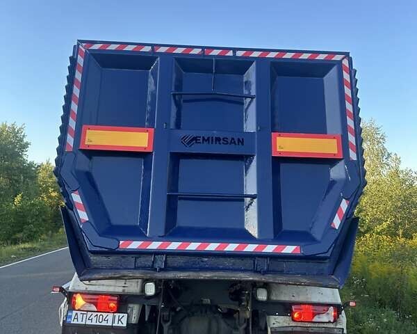 Синий Мерседес AROCS, объемом двигателя 10.68 л и пробегом 402 тыс. км за 88000 $, фото 8 на Automoto.ua