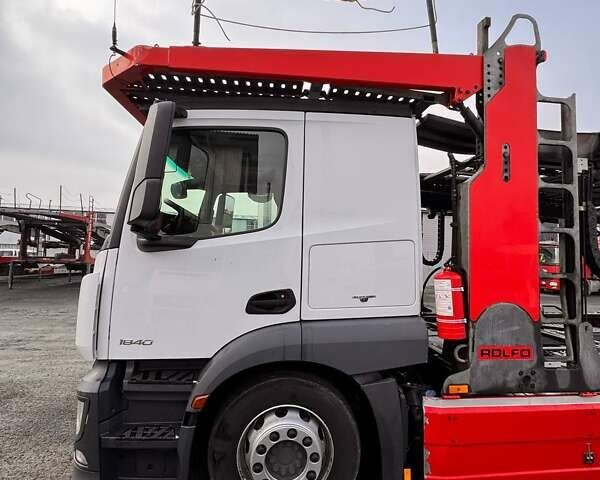 Белый Мерседес Актрос, объемом двигателя 10.8 л и пробегом 767 тыс. км за 110000 $, фото 25 на Automoto.ua